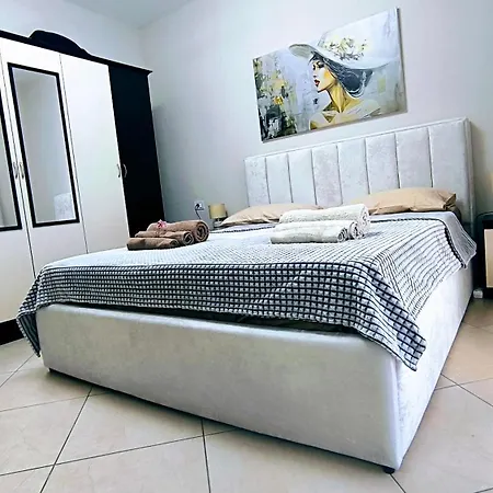 Apartamento 2room 2bath 120mq Park Terrace 250mt Sea